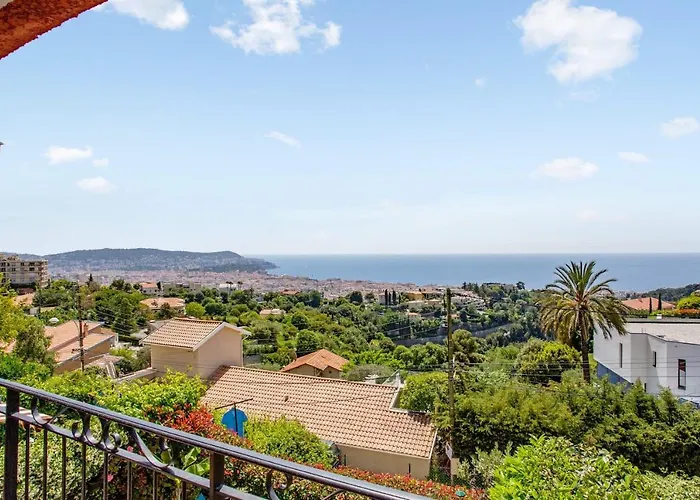 Superb Apartment With Garage And Sea And City View In Nice - Welkeys